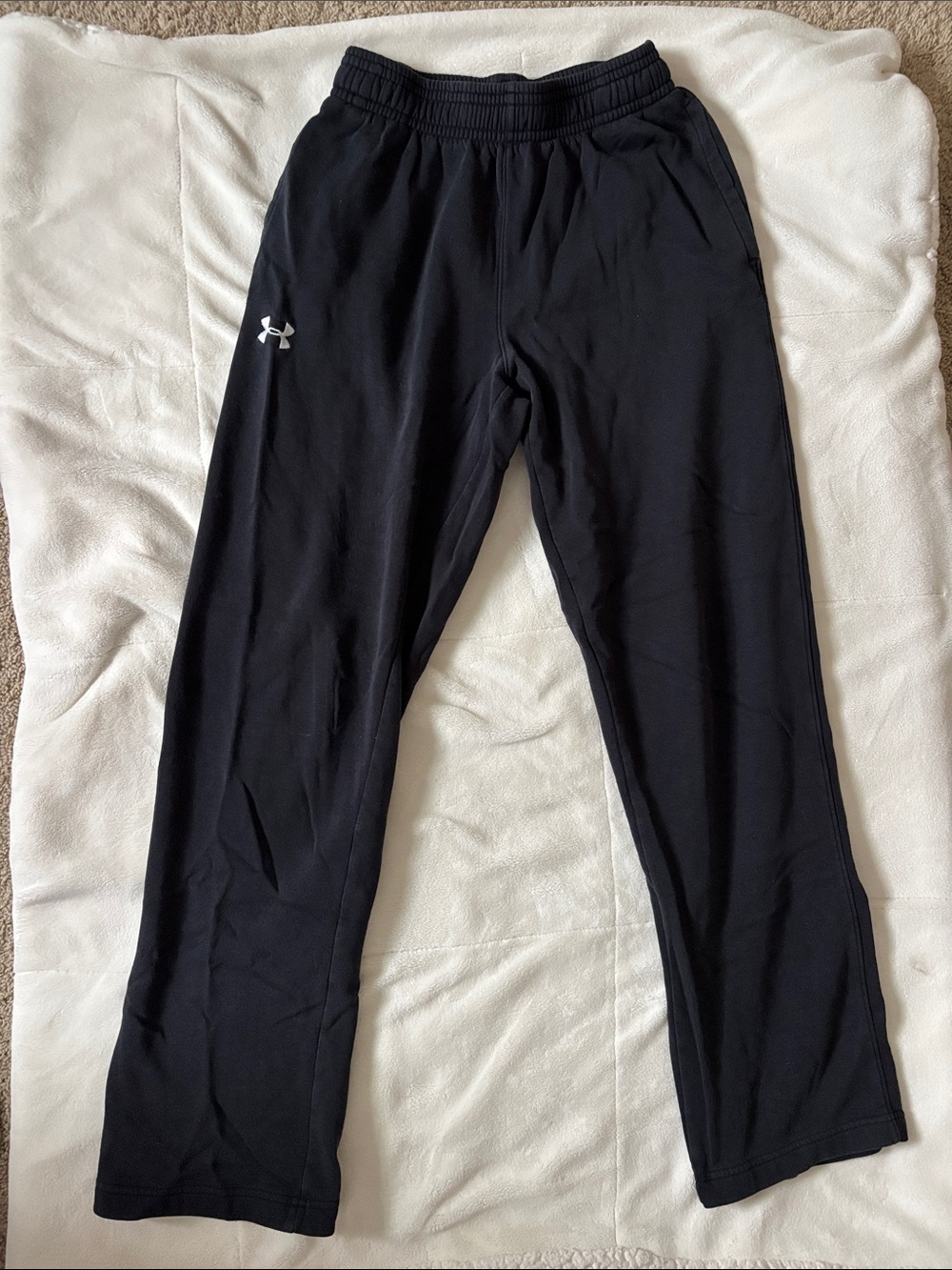 Women’s Size Medium Under Armour Wide Leg Sweatpants